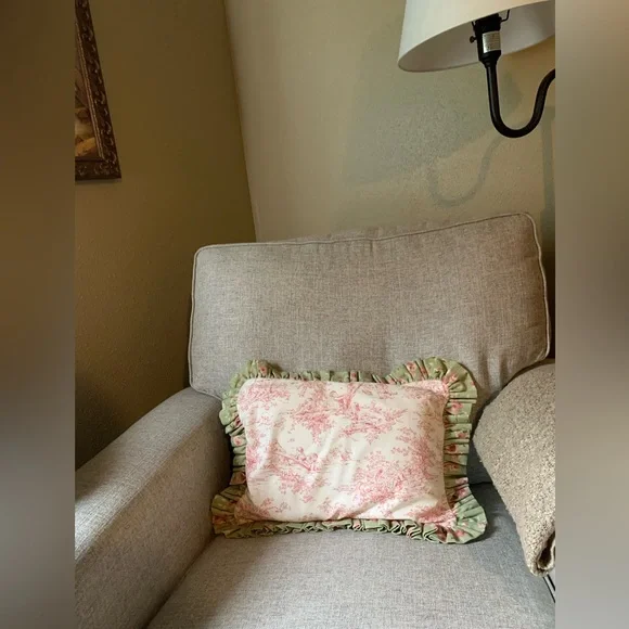 Pair of Rose Ruffled Off White & Pink Toile Pillows - Picture 2 of 12
